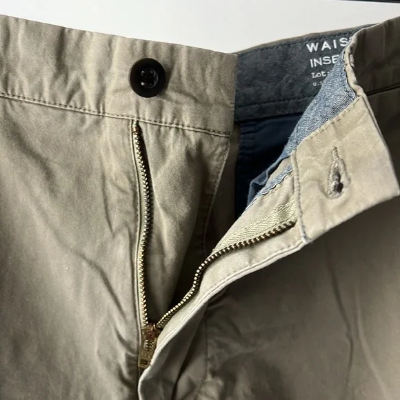 J. Crew Men's Khaki Flat Front Shorts 33 - Picture 5 of 7